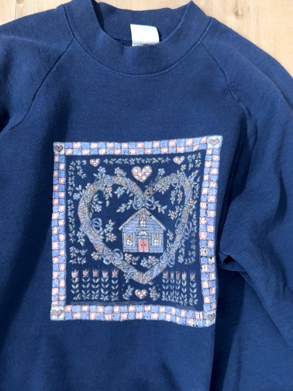 90’s COTTAGECORE FRUIT OF THE LOOM SWEATSHIRT